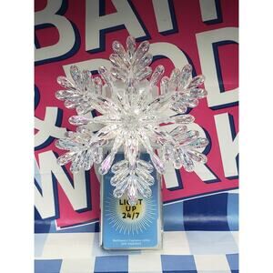 BBW White Snowflake Night Light Fragrance Wallflower Plug In Home Scent Decor